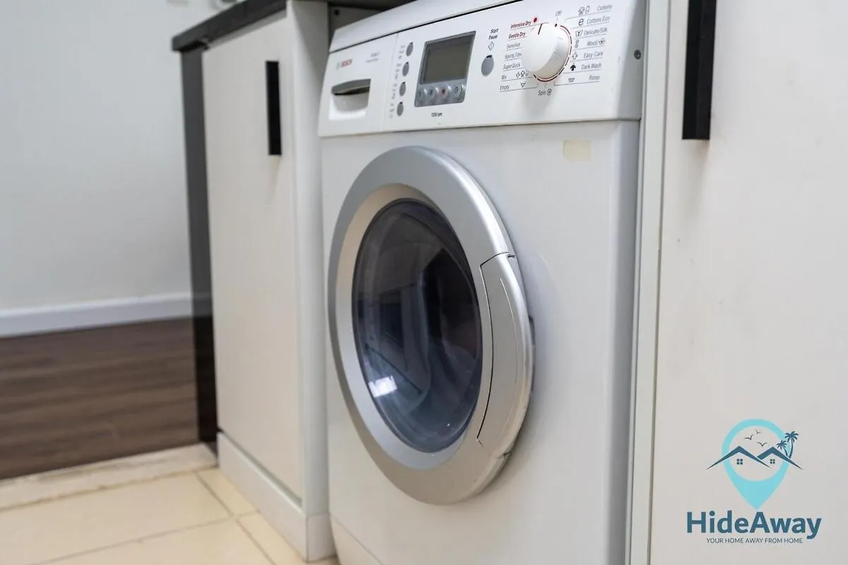 Apartment Lovely 1Bed Heart Of Marina 1 Min To Metro Dubai United Arab Emirates