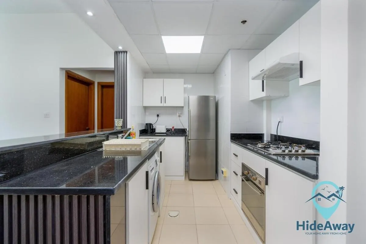 Apartment Lovely 1Bed Heart Of Marina 1 Min To Metro Dubai United Arab Emirates